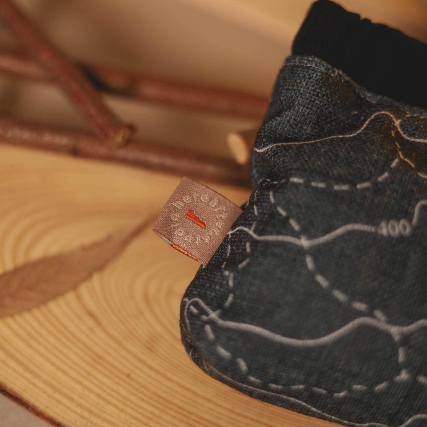 【口金包】獅子山|ASH 🌋|the CONTOUR