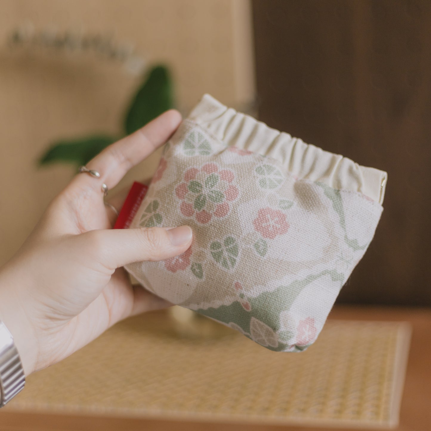 【口金包】桜花滿開 𝐒𝐚𝐤𝐮𝐫𝐚 🌱 花見 𝑩𝑳𝑶𝑺𝑺𝑶𝑴|SPROUT