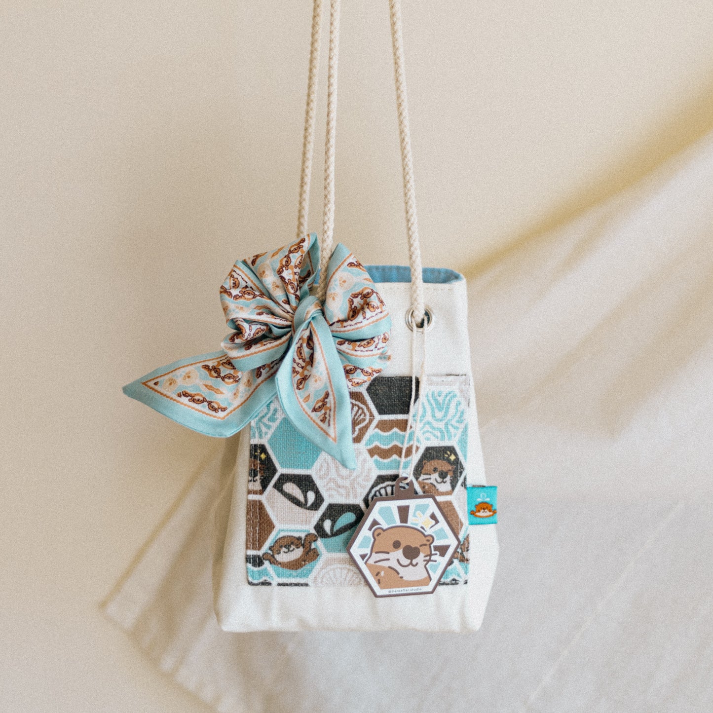 【漁夫袋】水獺 🦦|六角磁磚系列 ϟ 米白色