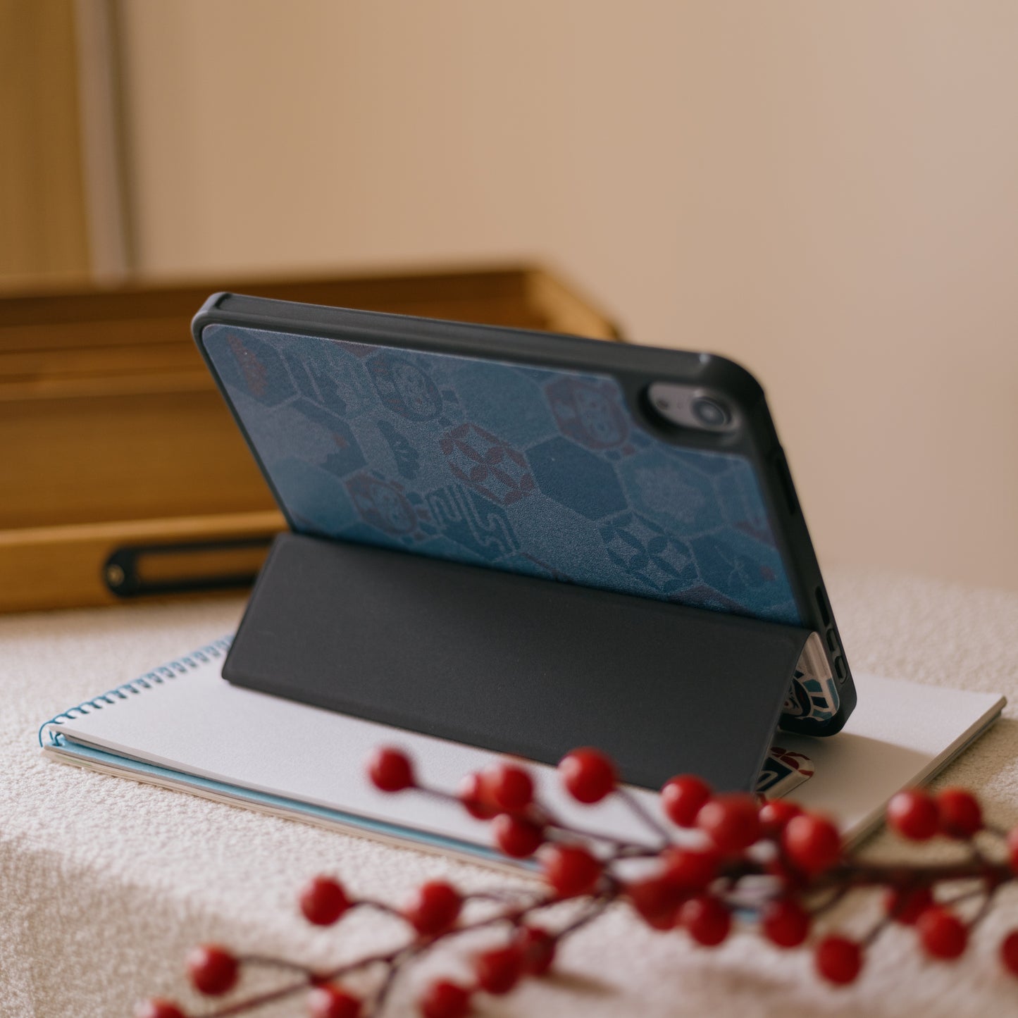 【 iPad Case 】達摩|🎏 藍紅|六角磁磚系列