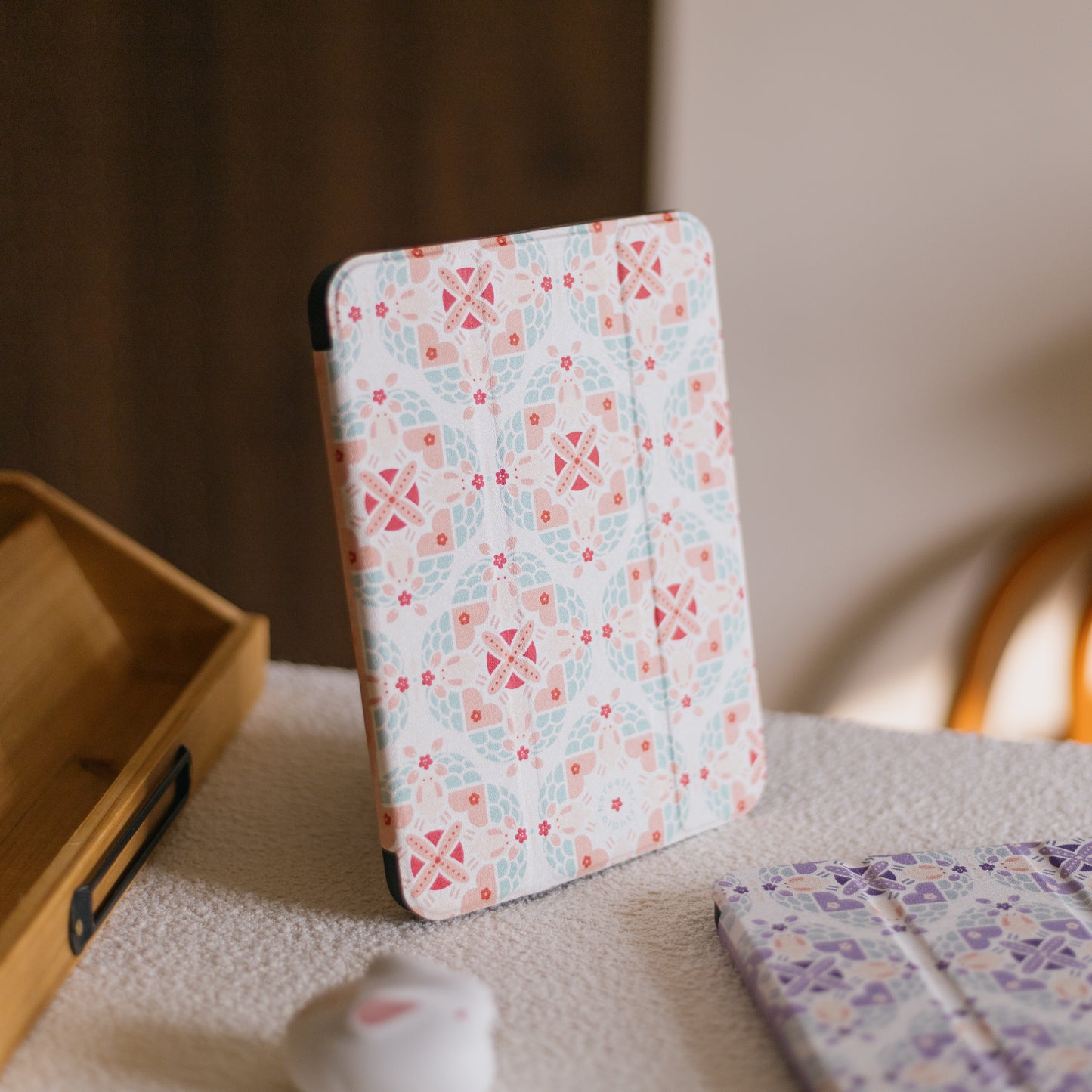 【 iPad Case 】the Jade Rabbit 🐇 小玉兔 |磁磚系列