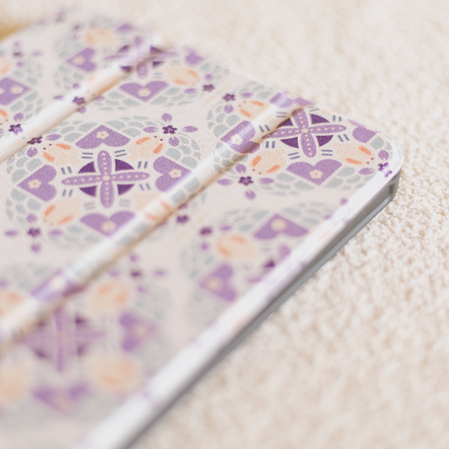 【 iPad Case 】the Moonlight Rabbit 🐇 小月兔|紫色|磁磚系列