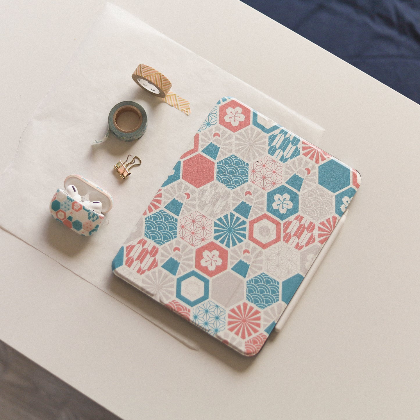 【 iPad Case 】富士山 🗻|粉|六角磁磚系列