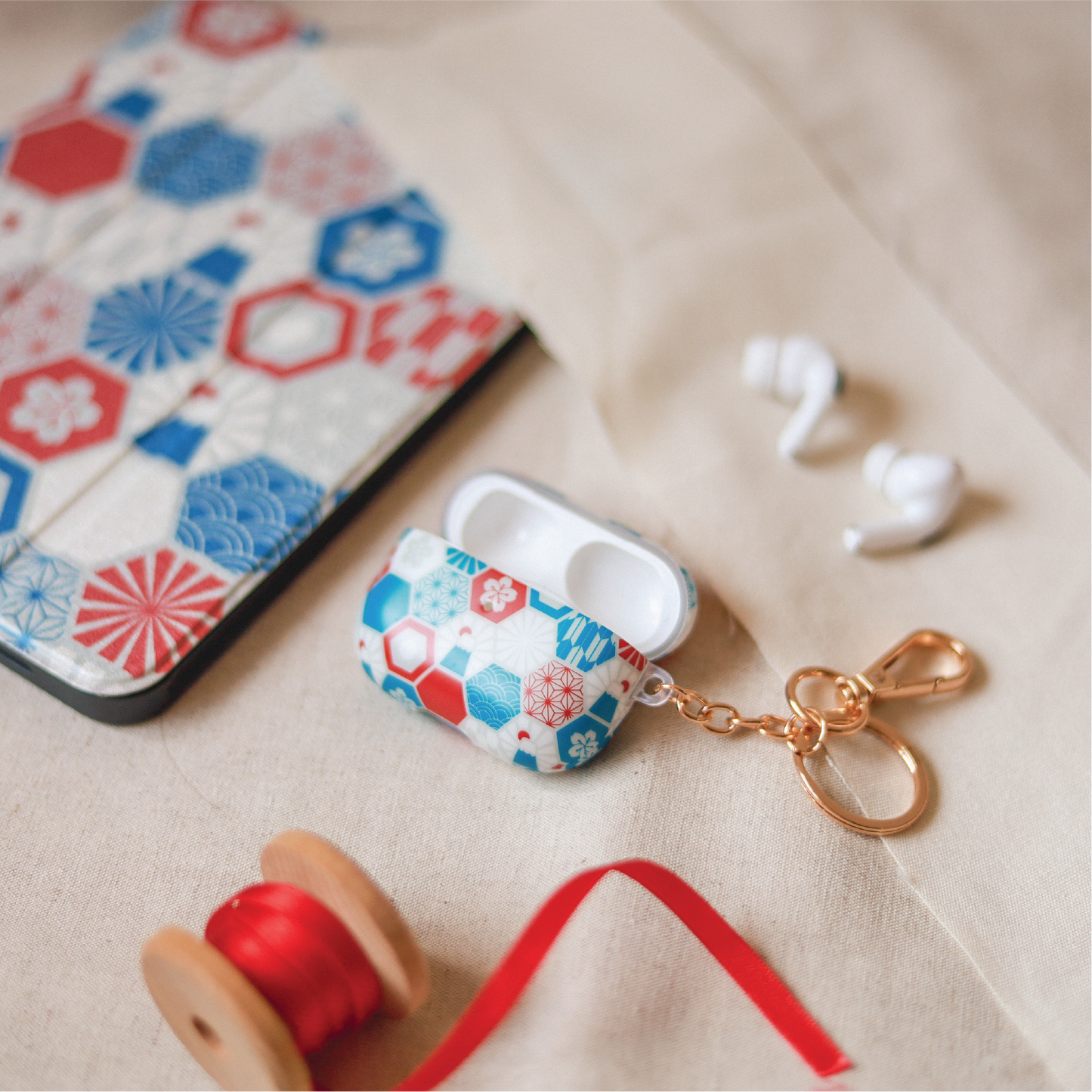 【AirPods Case】 富士山 🗻|紅|六角磁磚系列