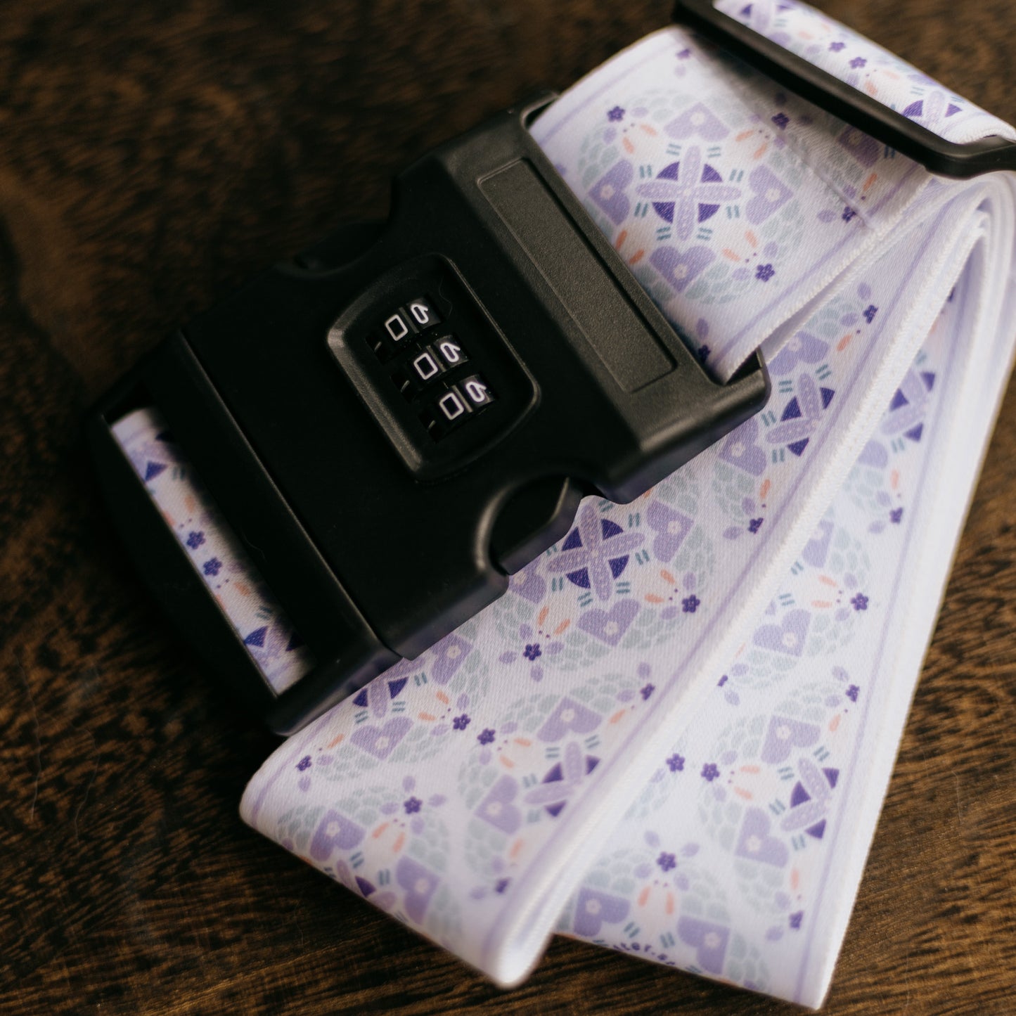 【行李帶】the Moonlight Rabbit 🐇 小月兔｜紫色｜磁磚系列