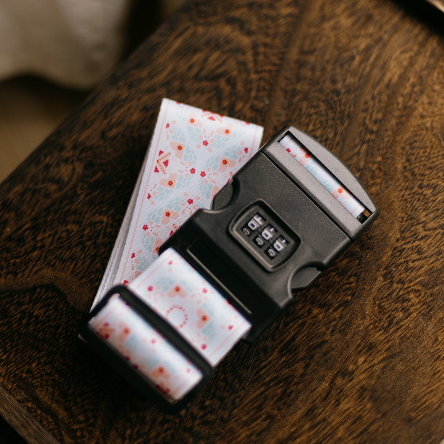 【行李帶】the Jade Rabbit 🐇 小玉兔｜粉｜磁磚系列