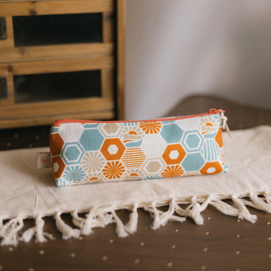 【三角拉鍊包】獅子山 🌉｜橙｜六角磁磚系列