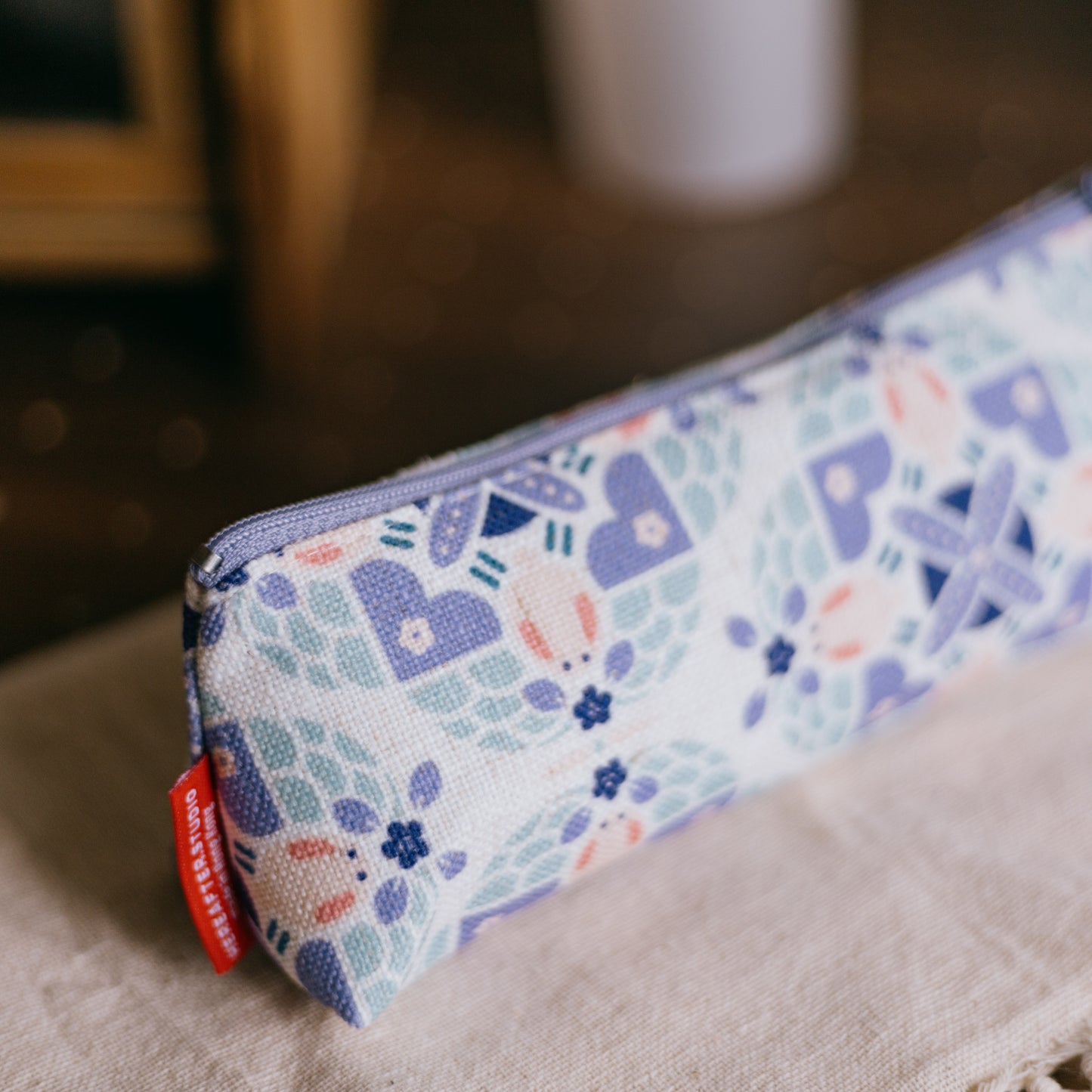 【三角拉鍊包】the Moonlight Rabbit 🐇 小月兔｜紫色｜磁磚系列