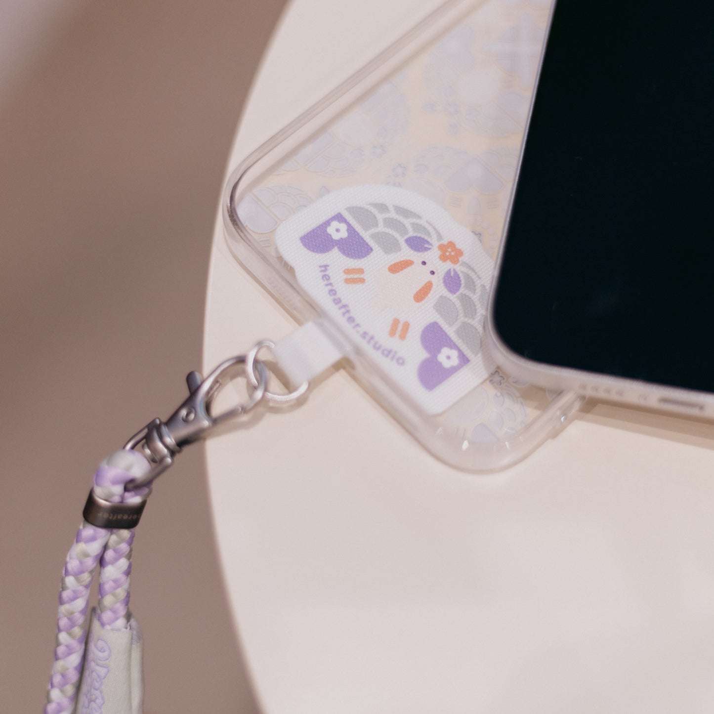 【手機掛繩】the Moonlight Rabbit 🐇 小月兔｜紫色｜磁磚系列